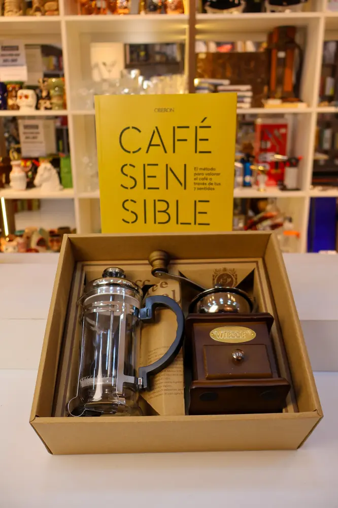 Box KitCoffee, Molinillo nostálgico, prensa Francesa 350 ml. + Libro Café Sensible
