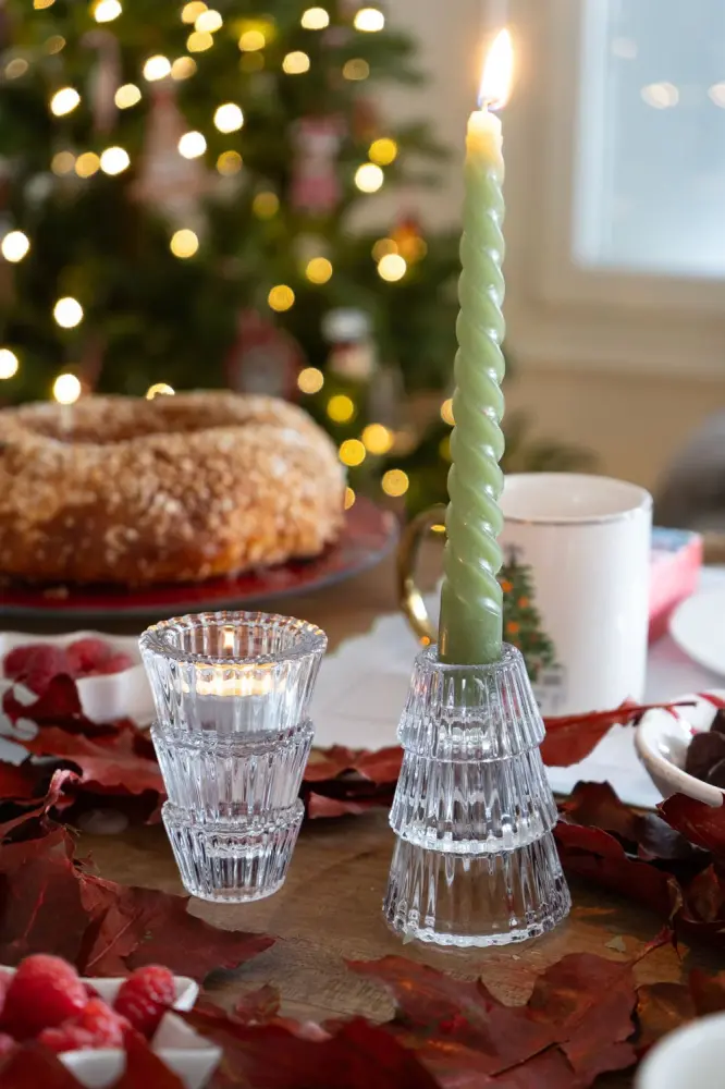 Porta-velas de cristal transparente em forma de árvore